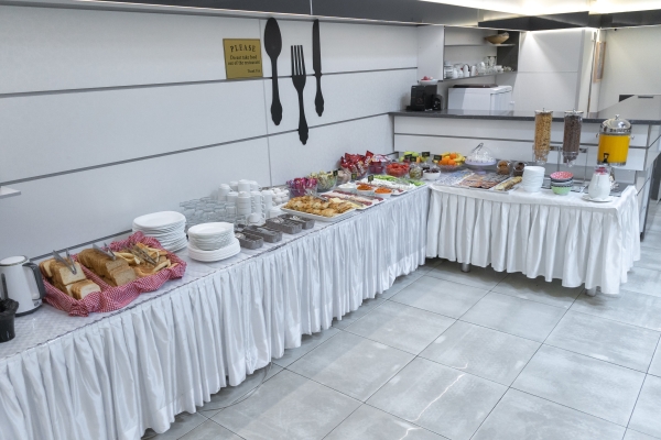 Hotel De KOKA (Skopje)